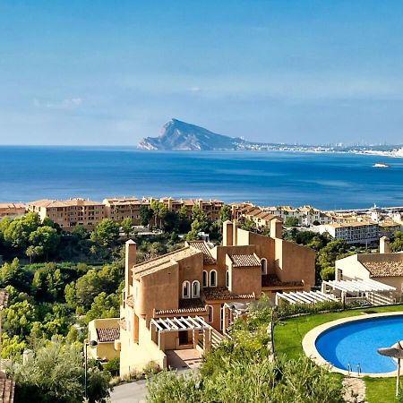 Charming Townhouse With Sea Views & Pool In Altea Villa Calpe Eksteriør bilde