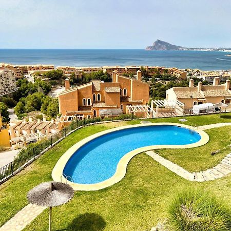 Charming Townhouse With Sea Views & Pool In Altea Villa Calpe Eksteriør bilde