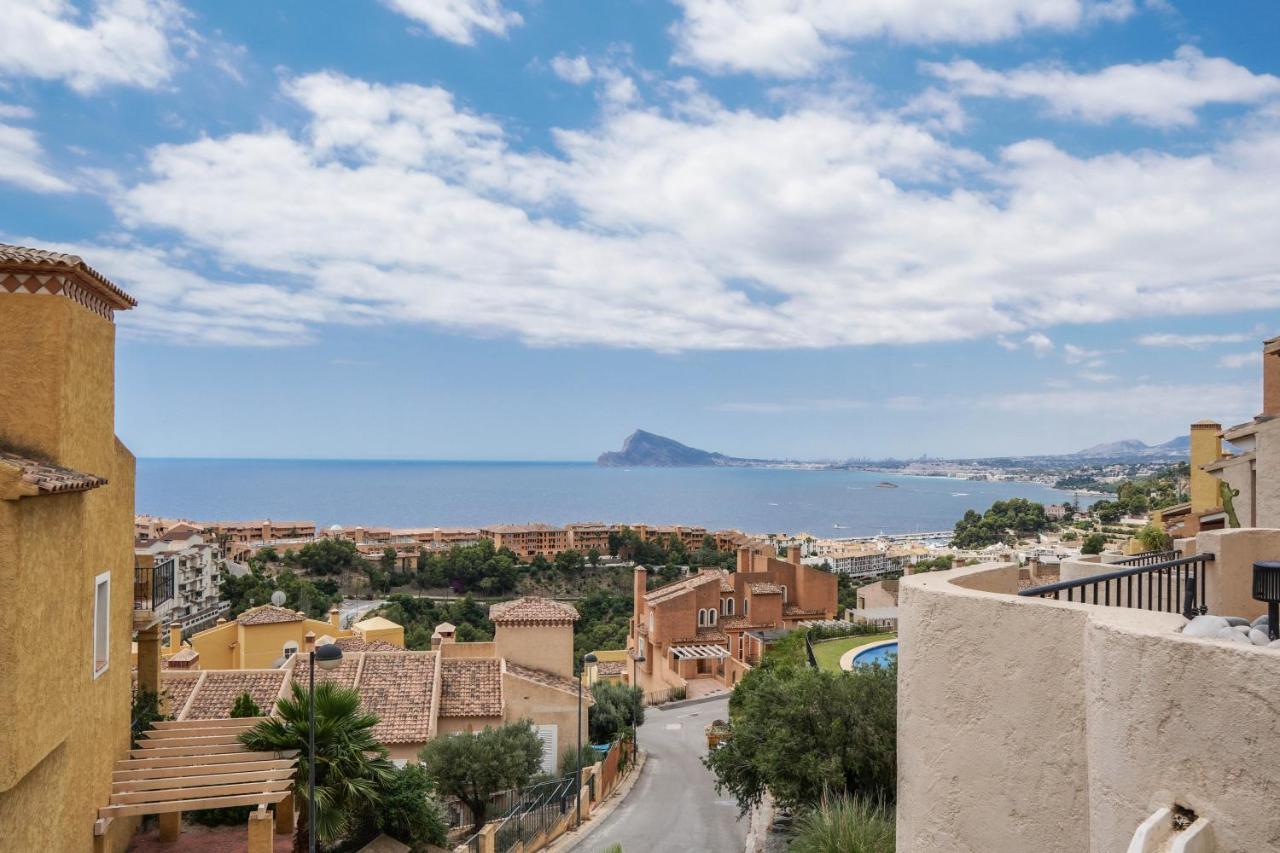 Charming Townhouse With Sea Views & Pool In Altea Villa Calpe Eksteriør bilde